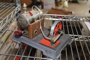 lot 749 image: Mini Steam Engine