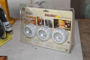 lot 810 image: GE Profile Halogen Cabinet Lighting 3-pack (New in Box)