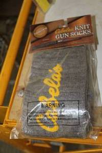 lot 812 image: Cabelas Knit Gun Socks (New )