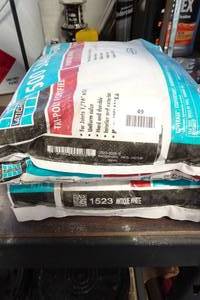 2 25lbs Laticrete 1500 Sanded Grout -Antique White