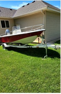2007 Edgewater 145cc 15 Foot Center Console Fishing Boat - Yamaha 4 Stroke 60HP Outboard