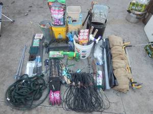 Large Lot Of Assoerted Garden & Lawn Supplies