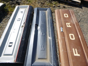 3 Ford Tailgates