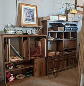 (2) Cabinets w Contents - Vintage, Wall Dcor and More