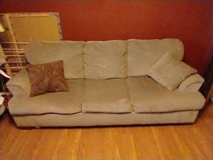 lot 3 image: Sleeper Sofa