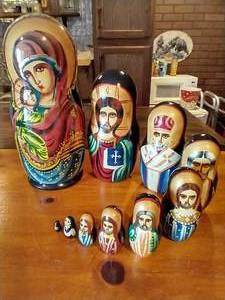 lot 15 image: Russian Nesting Dolls
