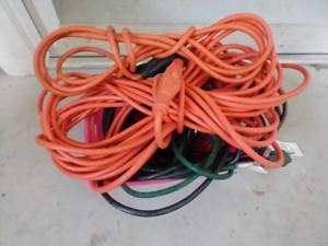 lot 22 image: Extension Cord Lot
