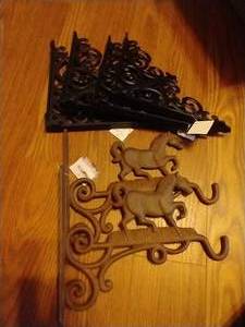 lot 37 image: Cast Iron Shelves & L-Hooks