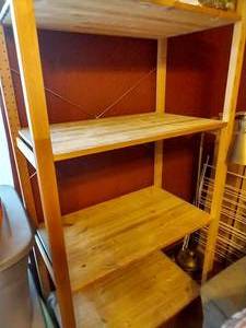 lot 44 image: Wooden Shelf