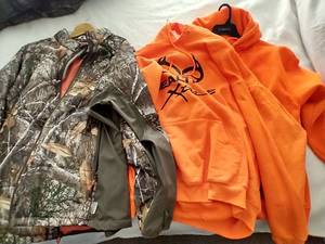 lot 52 image: Hunting Lot