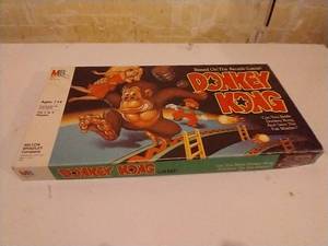 lot 72 image: Vintage 1982 Donkey Kong Board Game