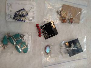 lot 123 image: (5) Pairs of Earrings - Mostly .925