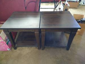 lot 138 image: (2) Square End Tables