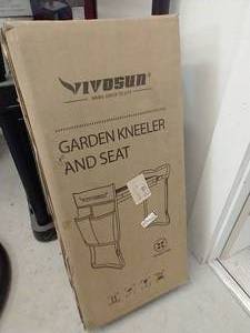 lot 168 image: Brand New Vivosun Garden Kneeler and Seat