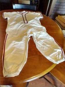 lot 186 image: Vintage Boys Baseball Uniform