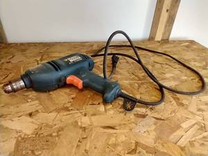 lot 206 image: Black & Decker Corded Drill