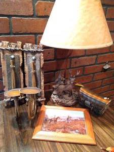 lot 216 image: Western Decor