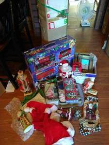 lot 224 image: Trainset & Vintage Christmas Decor