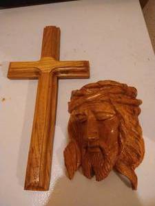lot 247 image: Olive Wood Jesus & Cross Carvings