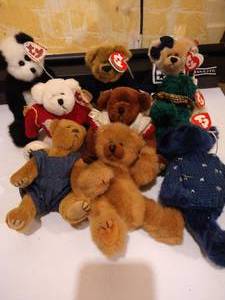 lot 252 image: (9) Ty Attic Treasure Bears