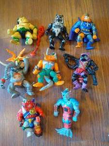 lot 269 image: Mirage Studios Figures