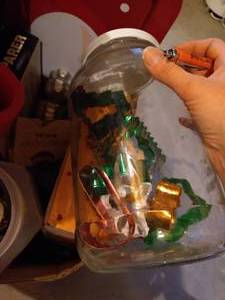 lot 276 image: Fun Box of Kitchen Wares