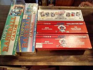 lot 351 image: (5) Baseball Card Factory Sets