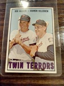 lot 363 image: 1967 Bob Allison  Harmon Killebrew Card