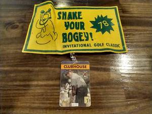 lot 365 image: Golf Lot - Justin Leonard Autograph