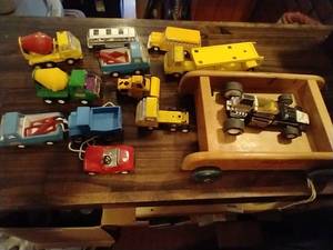 lot 370 image: Vintage Cars & Trucks