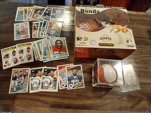 lot 372 image: Sports Variety Lot