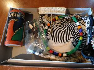 lot 289 image: Handmade Things from Africa