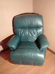 lot 299 image: LayZBoy Swivel Recliner