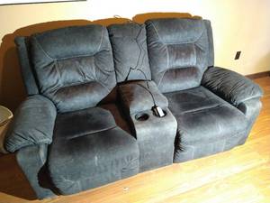lot 301 image: Black Electric Couch