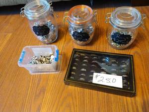 lot 340 image: Rings & More Rings