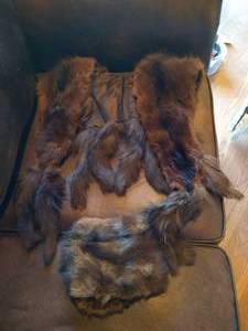 lot 345 image: Fur Stole & Small Muff