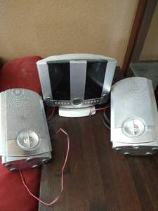 lot 462 image: Home Music System