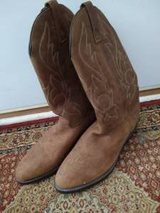 lot 463 image: Leather Mens Boots