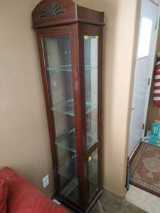 lot 470 image: Tall Curio Cabinet w Light & Glass Shelves