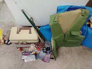 lot 509 image: Fishing Lot
