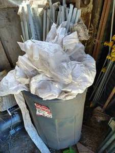 lot 529 image: Pop-Up Canopy Tent ()