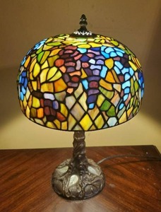 Tiffany Style Stained Glass Lamp