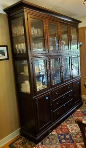 Four Piece Thomasville Hutch