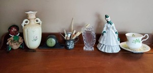 Collection Of Antique And Vintage Dcor