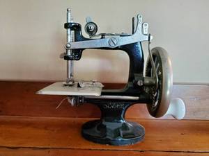 Singer Model Toy Sewing Machine