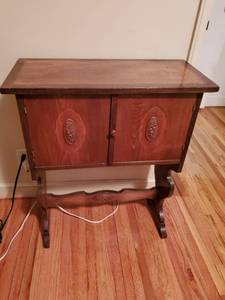 Humidor Table