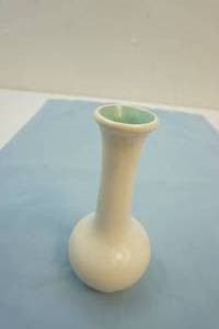red wing bud vase