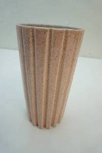 red wing vase