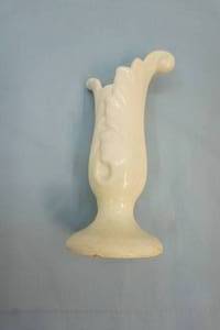 red wing bud vase