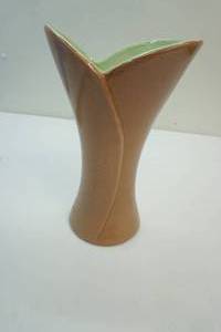 red wing vase